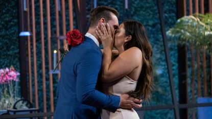love is blind season 3 couples alex and brennon kissing after engagement