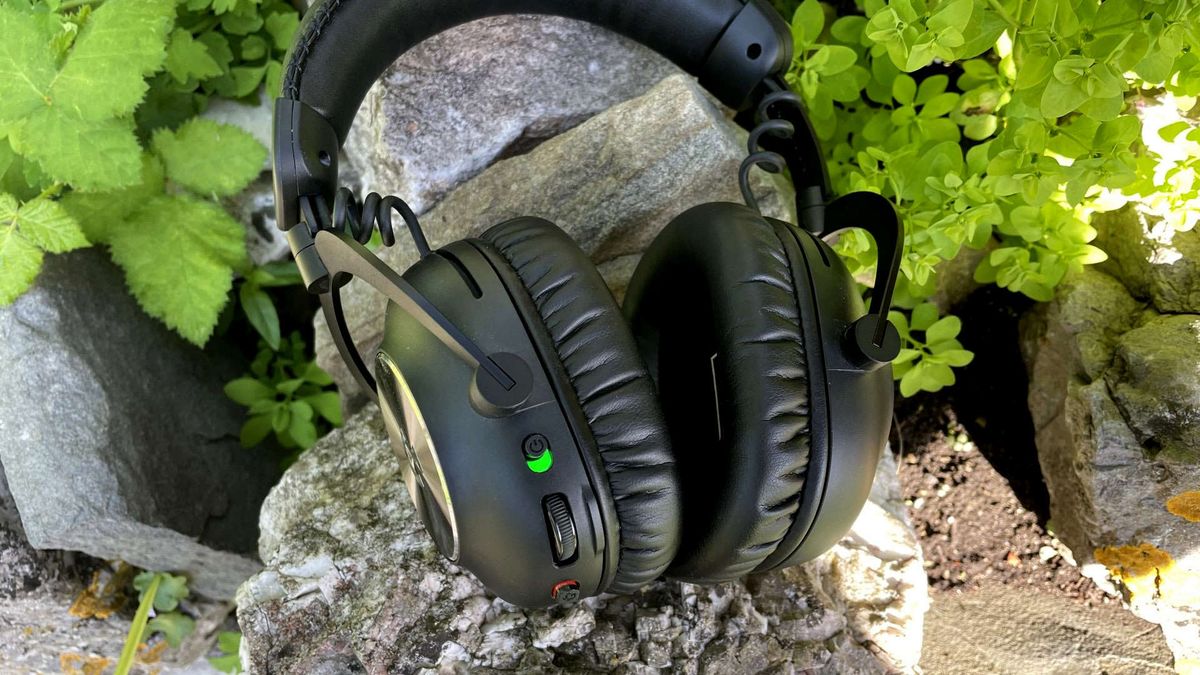 Logitech G Pro X 2 Lightspeed wireless gaming headset