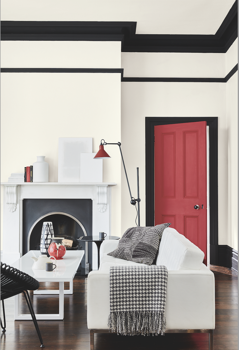 8 ideas for light walls with dark trim we love Livingetc