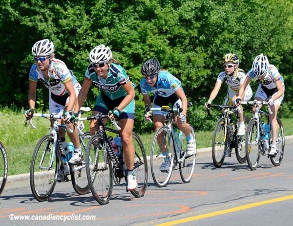 Modesta Vzesniauskaite (Colavita Baci Pro Cycling Team) and Andrea Graus (Webcor Builders)