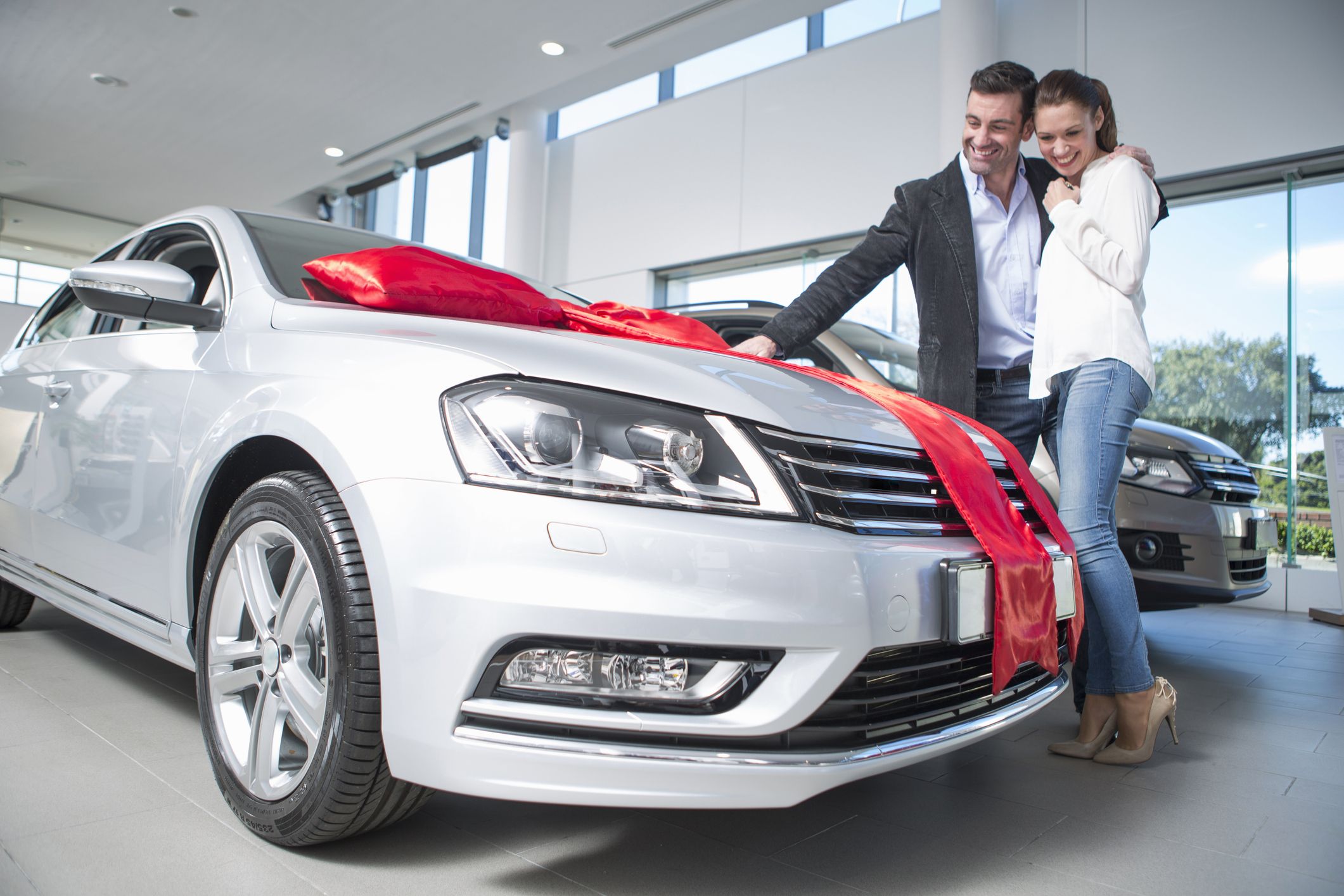 4 Ways to Save When Car Shopping in a Tough Market 4 Ways to Save When Car Shopping in a Tough Market