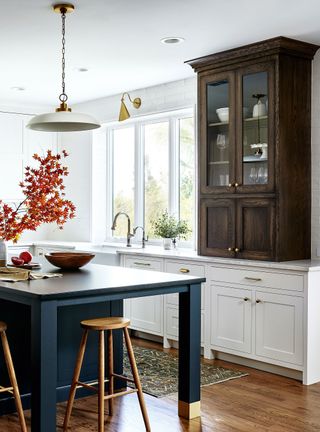 Shaker kitchen with white cabinetry