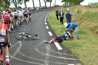 Reto Hollenstein (IAM Cycling) crashed in the first kilometer