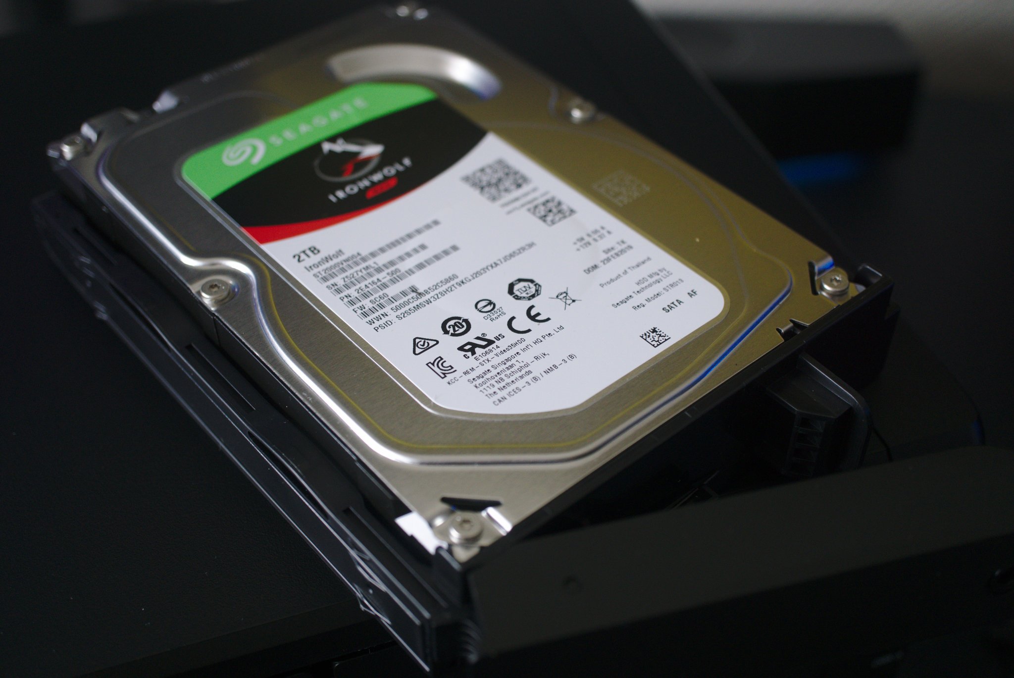 Какой жесткий лучше. Жесткий диск для nas. Seagate IRONWOLF Smart. Hard Disk 2022.