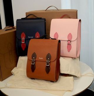 Bag, Handbag, Brown, Product, Tan, Pink, Messenger bag, Beige, Fashion accessory, Satchel,