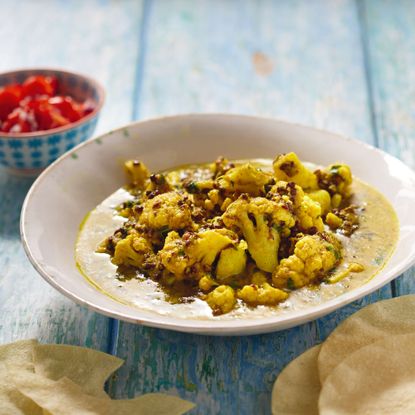 Cauliflower and Lentil Curry 