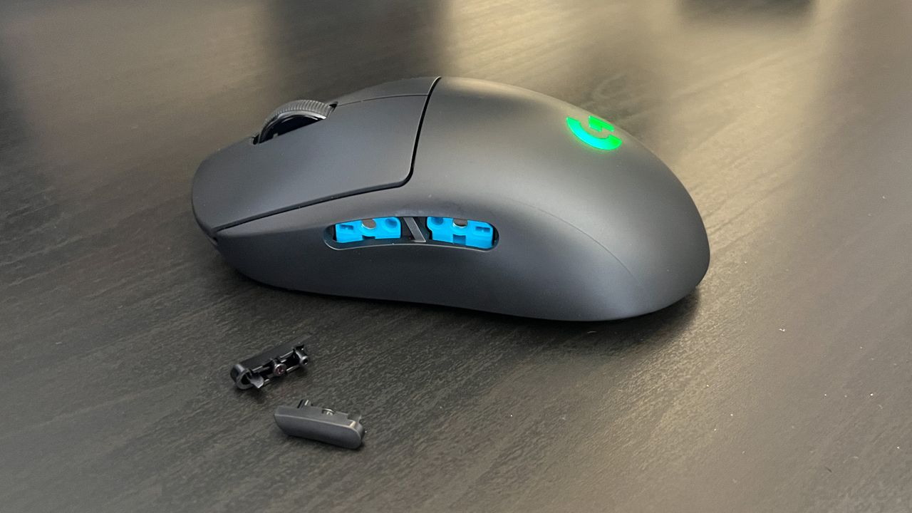 Logitech G Pro Wireless removable buttons