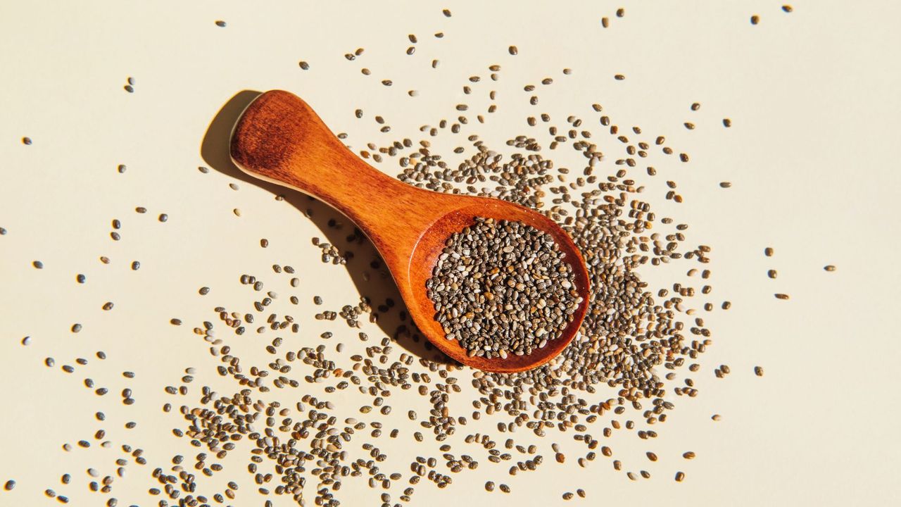 Considering Trying the Viral Chia Seed Cleanse? Experts Warn You Should Read This First