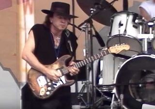 Rare Footage of Stevie Ray Vaughan's Performance at the “Biggest Party ...
