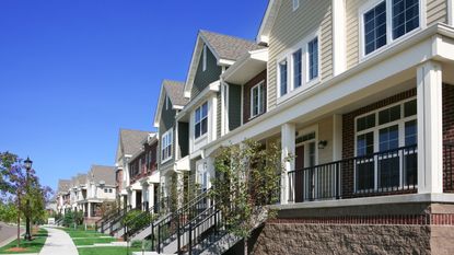 row of suburban townhomes for best states for middle class familities story