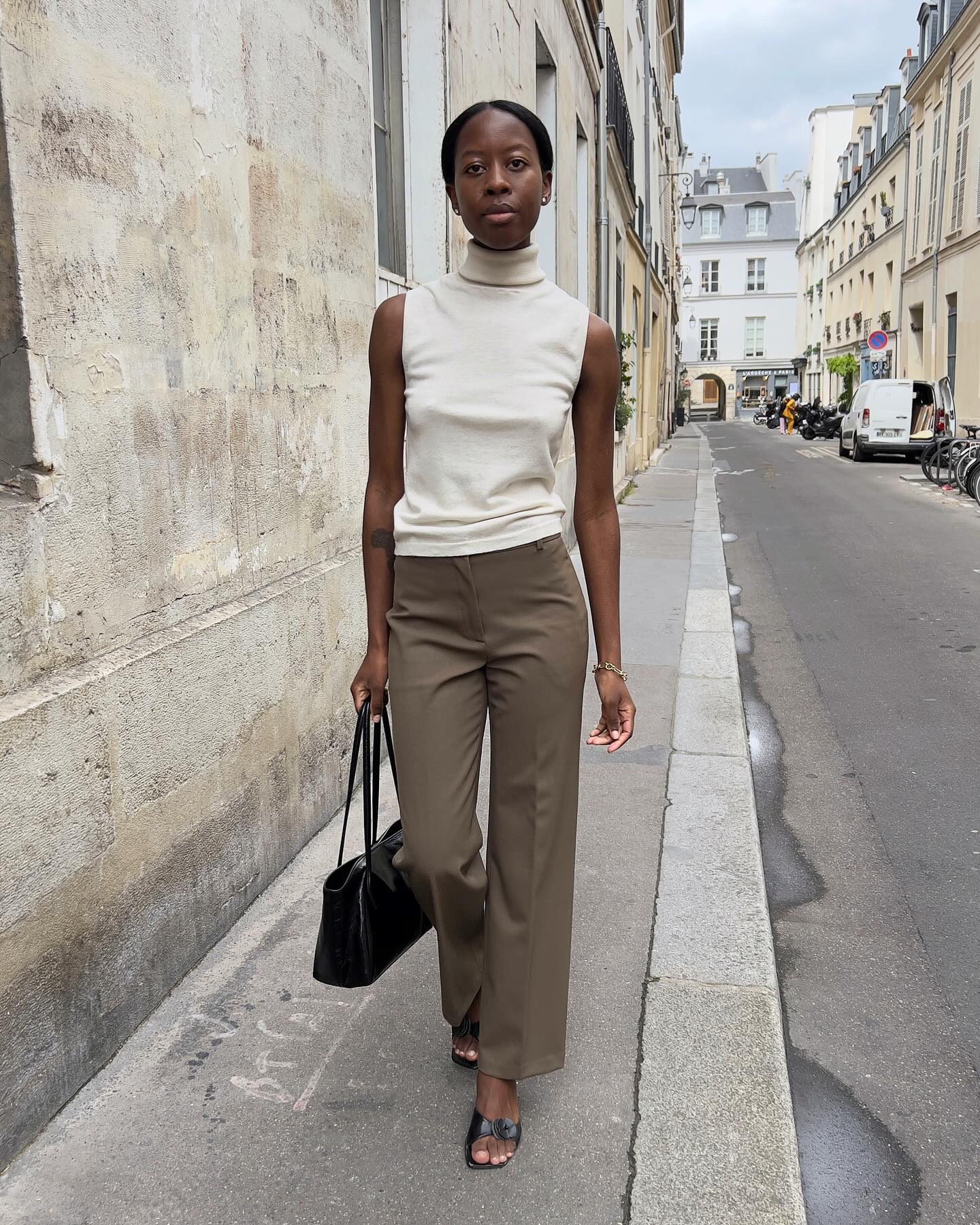 Sylvie Mus in Aritzia trousers