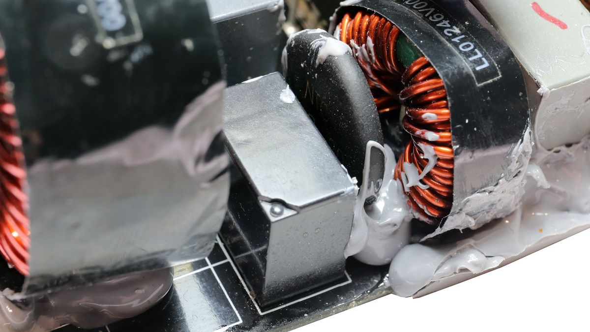 Cooler Master V850 Gold V2
