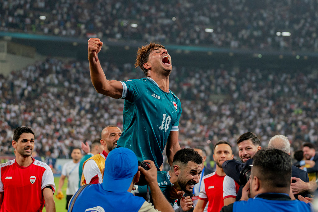 Iraq claimed their inter-confederation play-off place in dramatic fashion