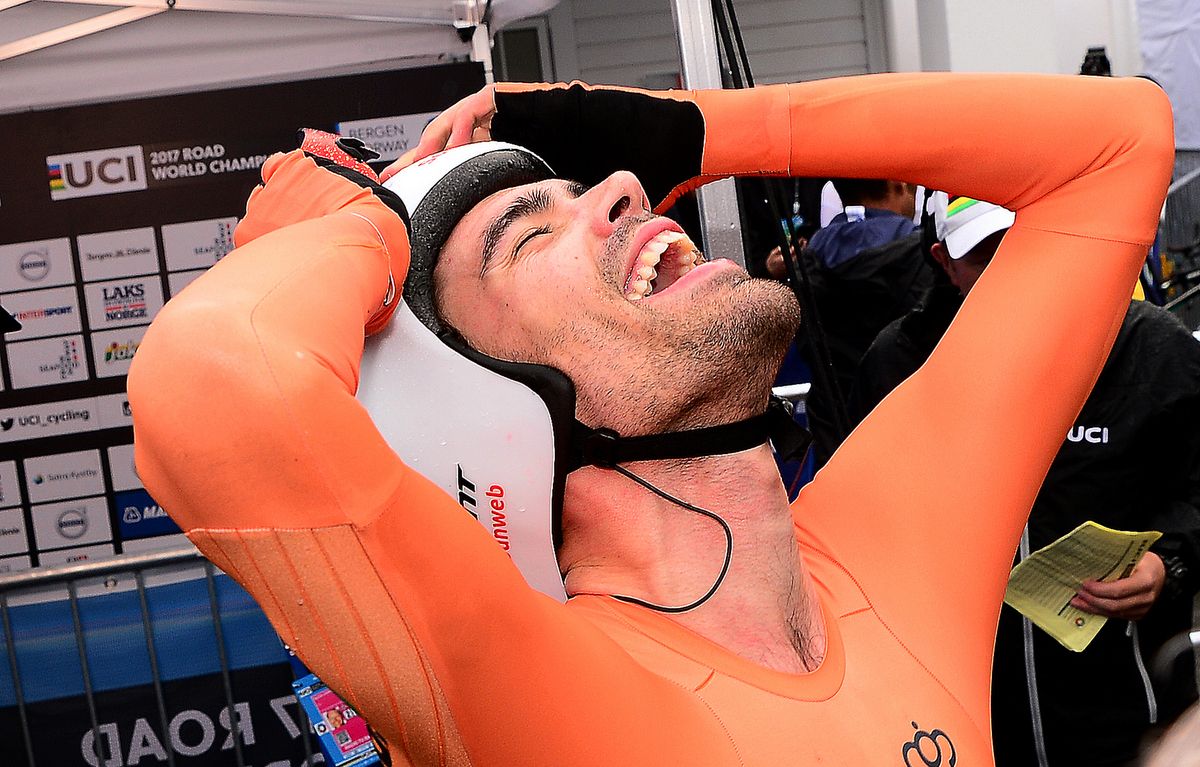 The moment Tom Dumoulin realises he's world champion