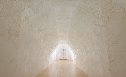  Fragility (2015), was first installed at Fabrica, a decommissioned Regency church in Brighton. 