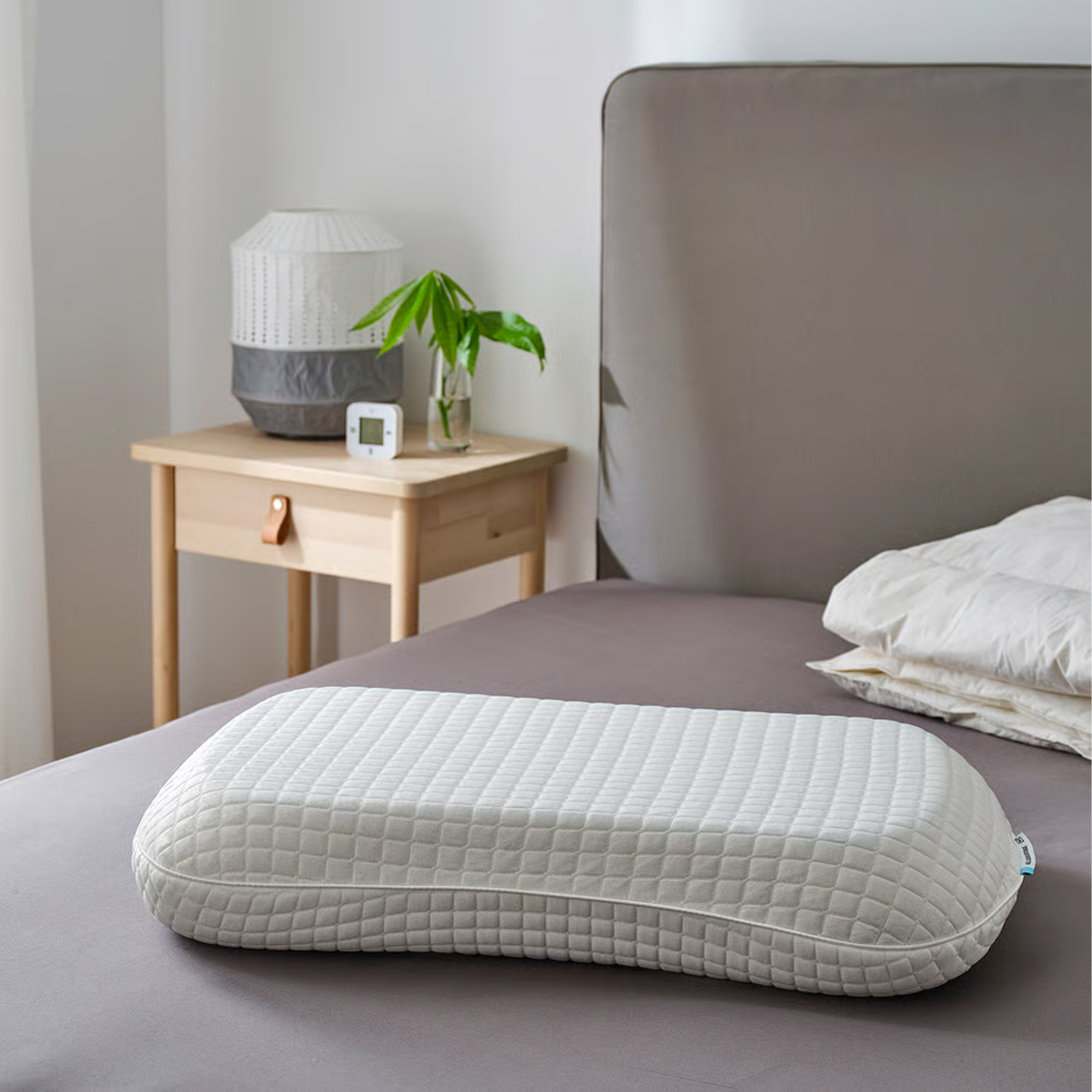IKEA KLUBBSPORRE Ergonomic Pillow
