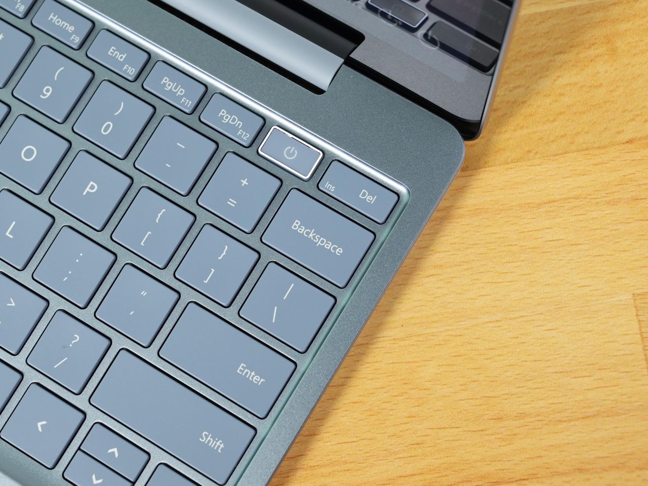 Surface Laptop Go Fingerprint