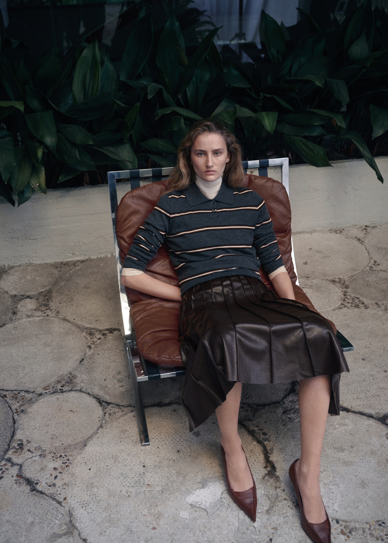 Faux-Leather Godet Skirt - Women | Mango United Kingdom