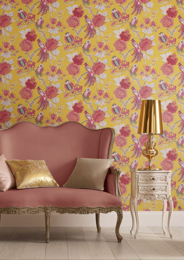Floral wallpapers: 24 ideas to brighten your home | Real Homes