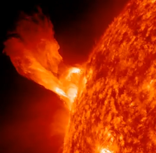 Sun eruption of Dec. 31, 2012 as seen by NASA&#039;s Solar Dynamics Observatory