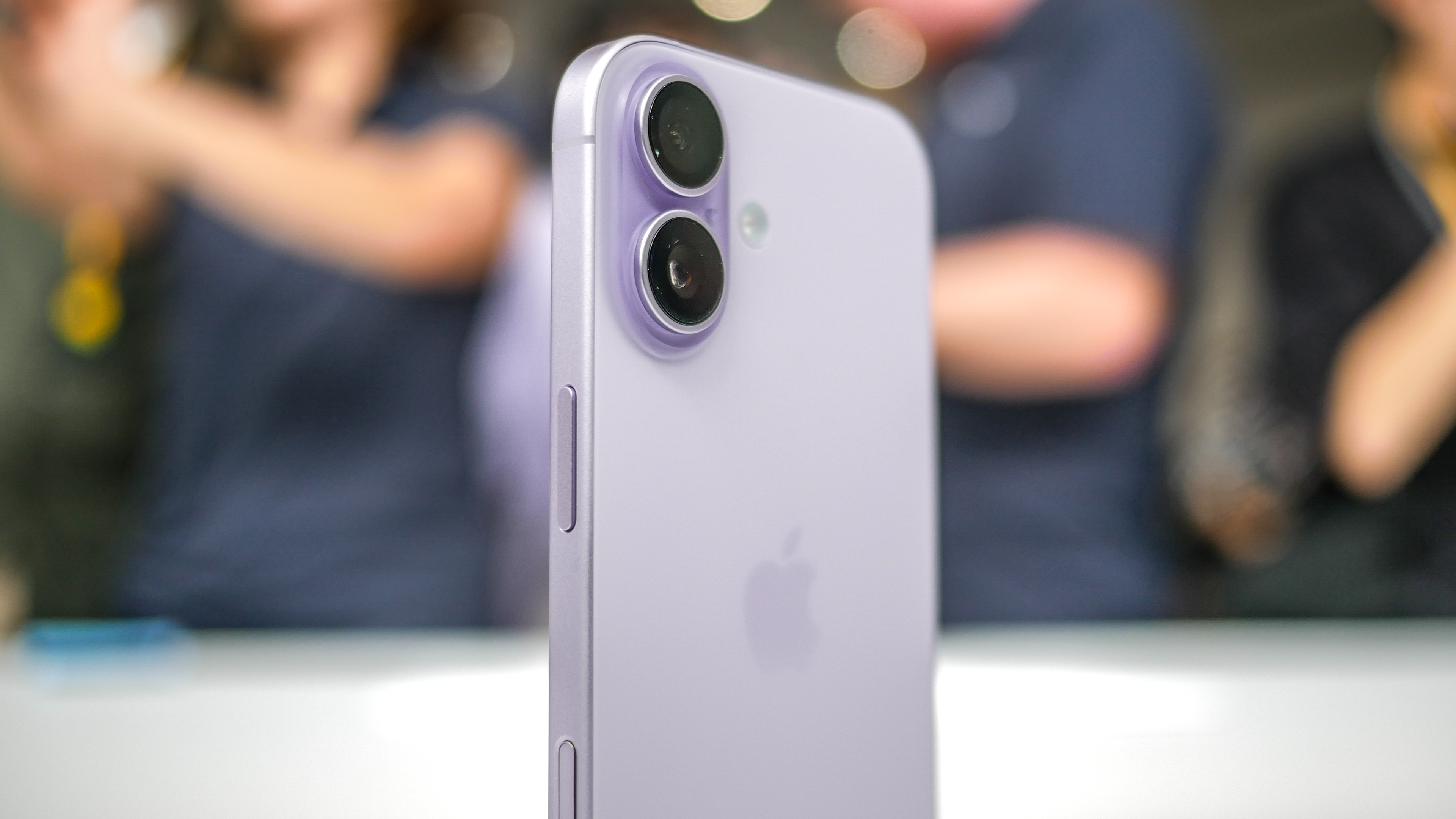 Apple iPhone 17 hands-on.