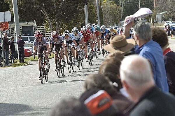 Fly V Australia are controlling the peloton with three riders little more than 300 metres up the road.