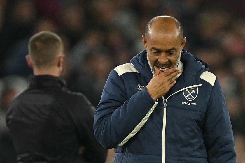 West Ham United&#039;s Portuguese head coach Nuno Espírito Santo reacts on the touchline during the English Premier League football match between West Ham United and Brentford at the London Stadium, in London on October 20, 2025