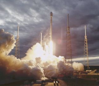 Thaicom 6 Launch Supported by 45th Space Wing