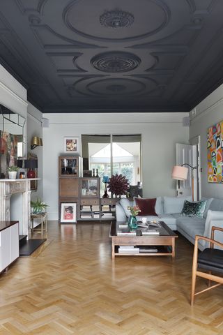 White living rooms with dark painted ceiling