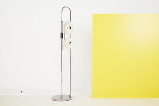 ‘Duo n°872’ lamp next to a yellow installation