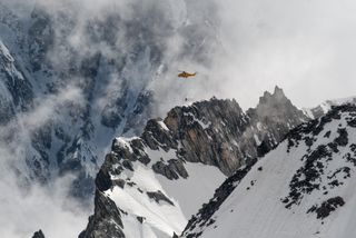 what is mountain rescue: helicopter rescue in the Alps