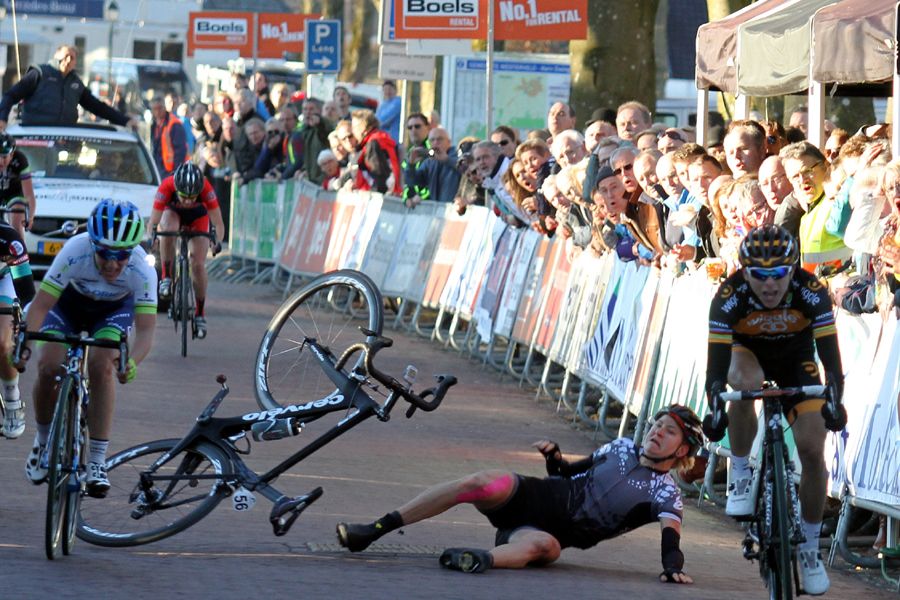 Loren Rowney (Velocio-SRAM) mid-crash