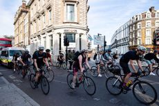 London cycling commuters