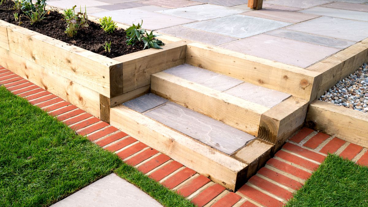 How to lay garden sleepers in five easy DIY steps