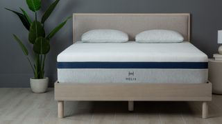 Helix Midnight mattress