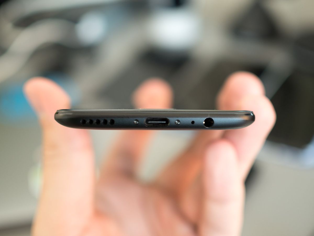 For Less Than $15, You Can Add This Missing Feature To The OnePlus 5 ...