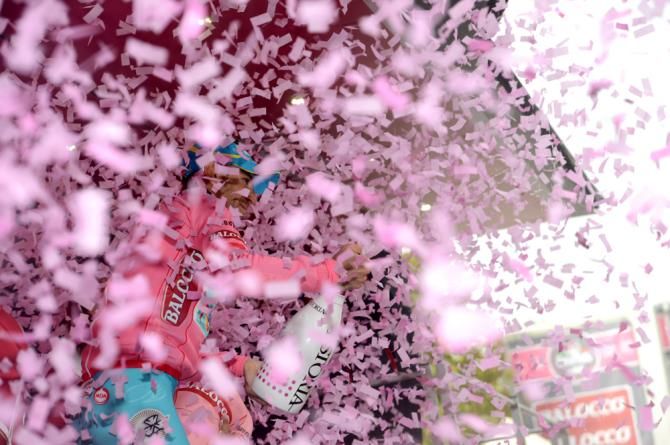Vincenzo Nibali (Astana) in the maglia rosa