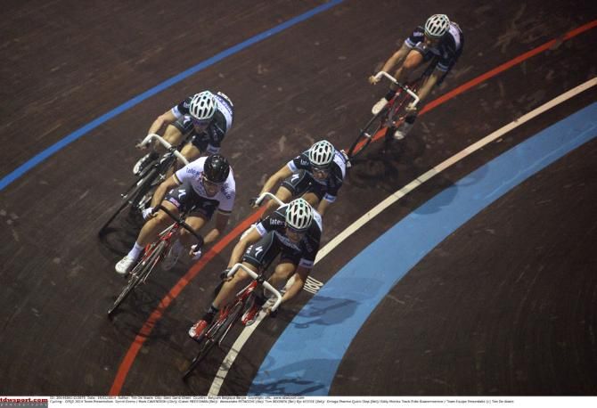 Cavendish opens his sprint from second place
