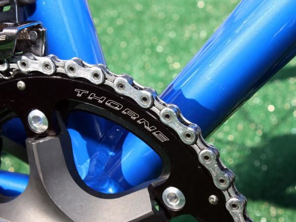 The outer chainring comes courtesy of Stu Thorne, proprietor of Cyclocrossworld.com.
