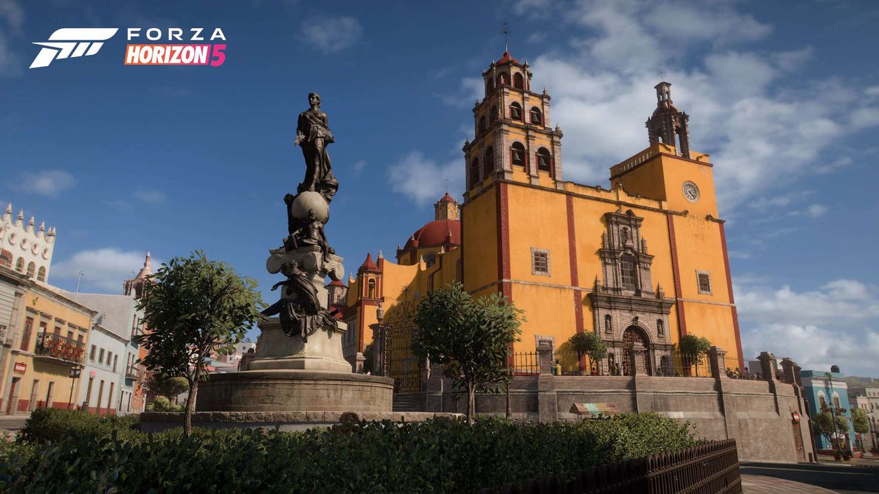 Official screenshot of the Forza Horizon 5 world.