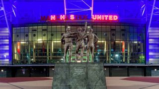 Manchester United Old Trafford NHS tribute Twitter