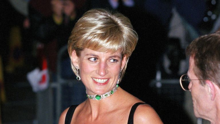 The Princess Of Wales Attends A Gala Dinner At The Tate Gallery On Her 36Th Birthday