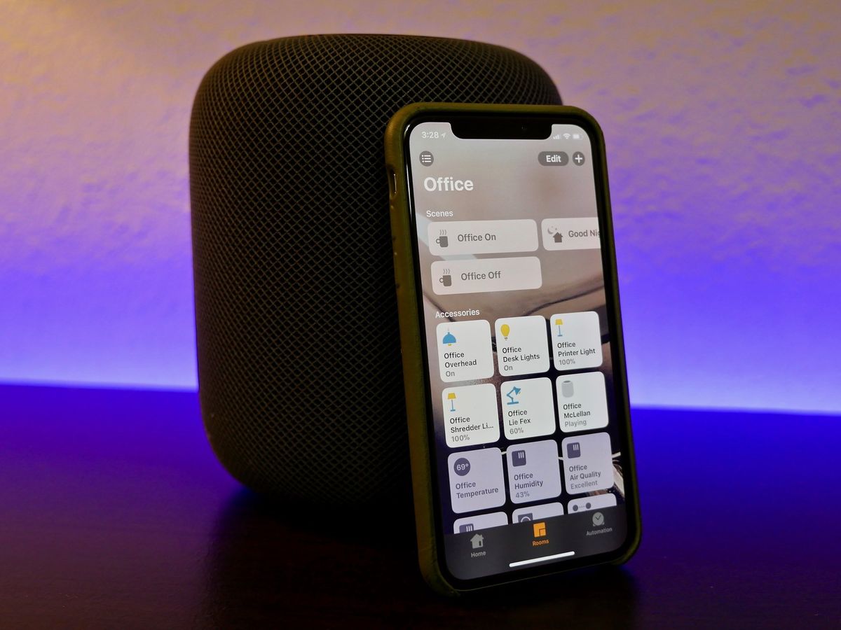 HomePod and iPhone