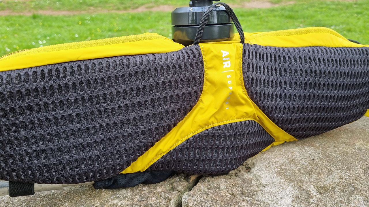 Camelbak Podium Flow 4 belt