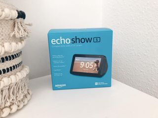 Amazon Echo Show 5 in box