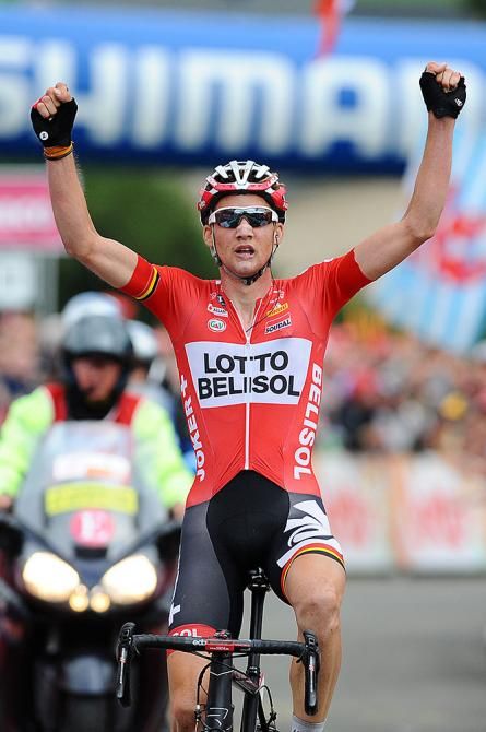 Tim Wellens wins stage 6