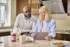 Couple looking at the computer 