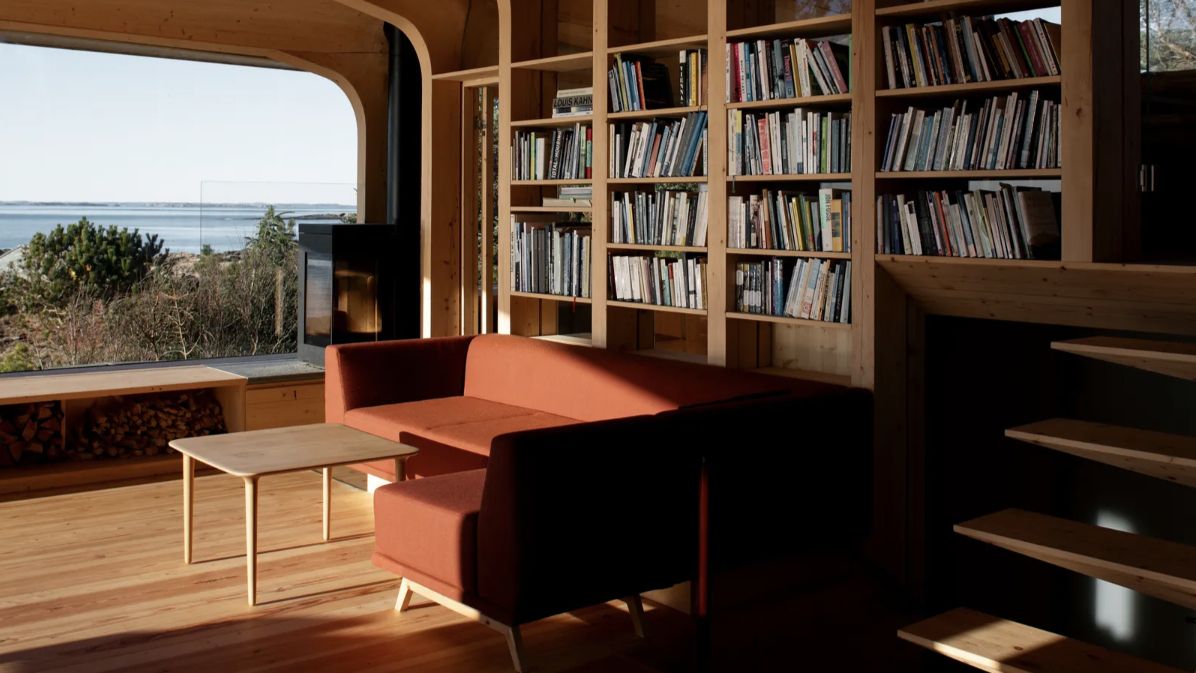 A Norwegian cabin built like a Viking hull