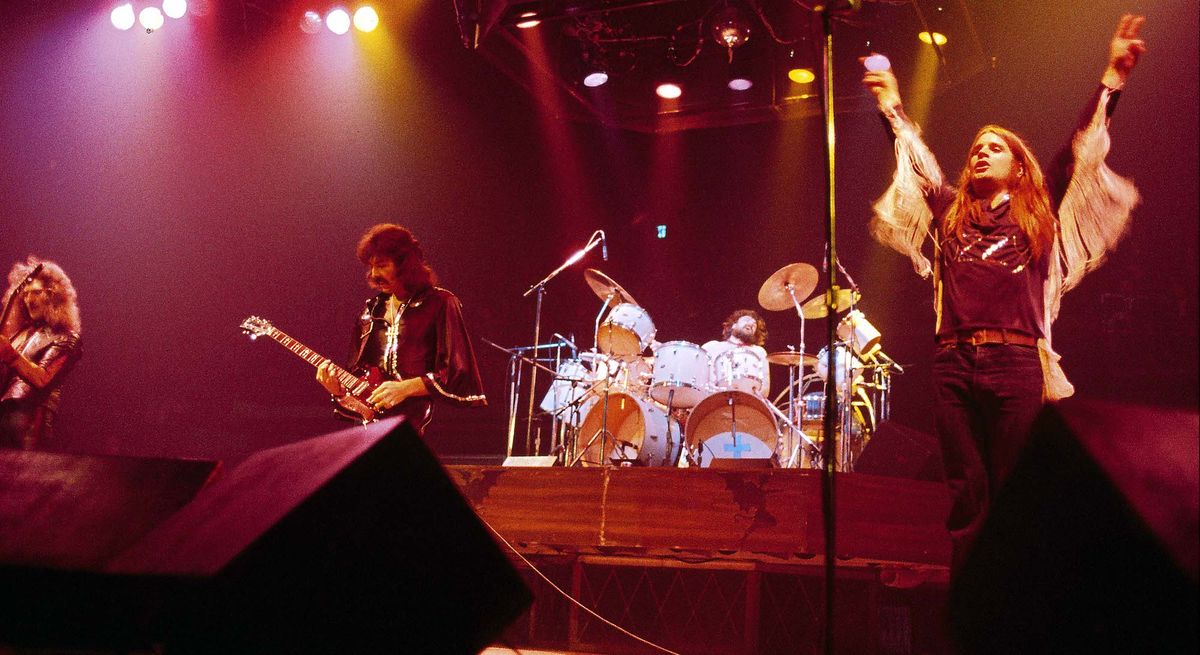 (left to right) Geezer Butler, Tony Iommi, Bill Ward and Ozzy Osbourne perform live at New York City&#039;s Madison Square Garden on December 6, 1976