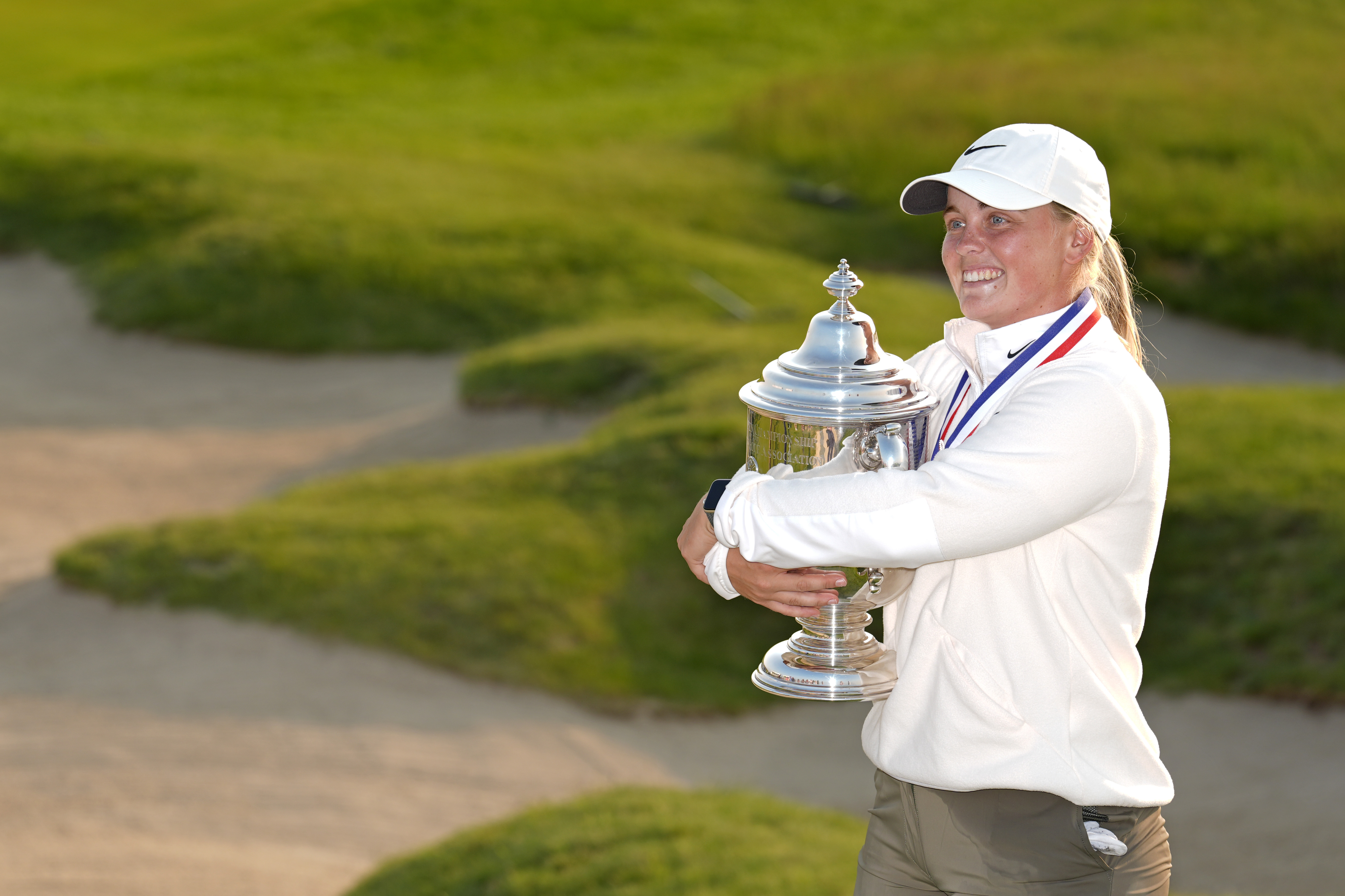 Maja Stark hugging the US Open title